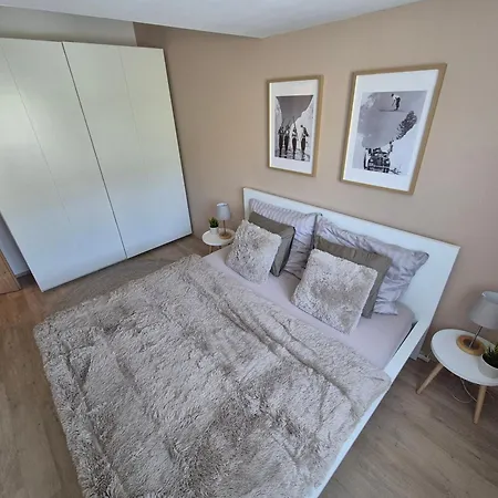 Apartmán Na Svahu 3+kk, *